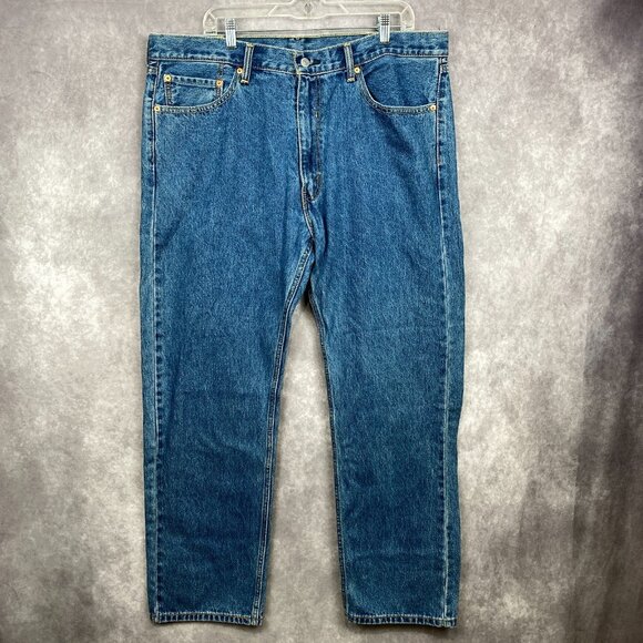 LEVI'S 505 Regular Fit Jeans Mens 40x32 Fits (40x30) Blue Medium Wash Straight - Picture 1 of 9